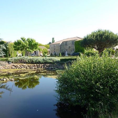Logis De La Robliniere Bed & Breakfast Landevieille Ngoại thất bức ảnh